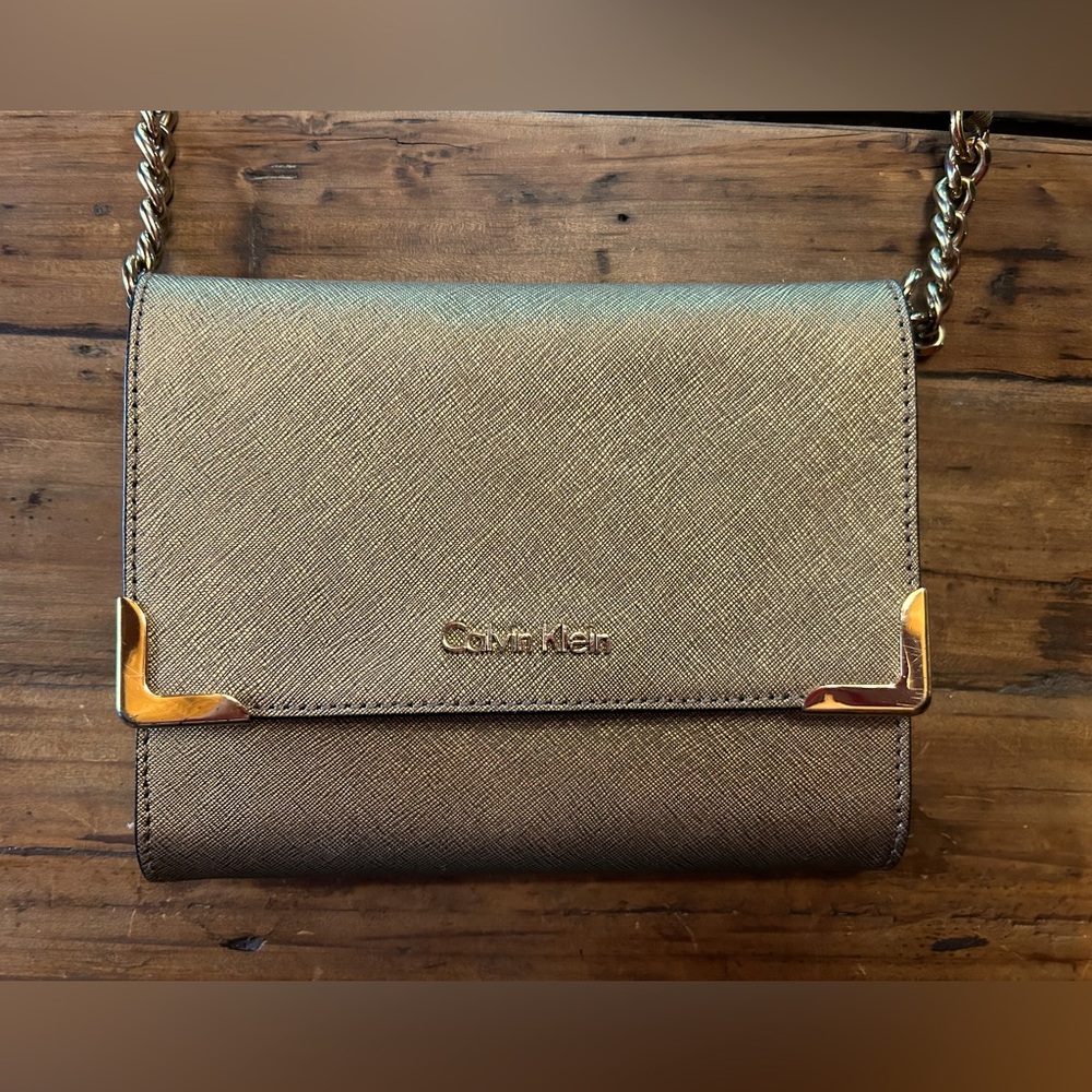 Calvin Klein crossbody clutch